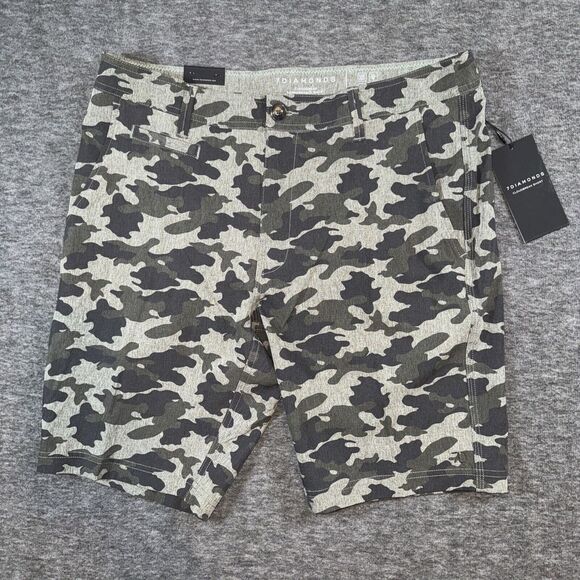 NWT 7 Diamonds Mens Cloudbreak‎ Performance Stretch Shorts Camo Wicking Sz 32 - Picture 1 of 10
